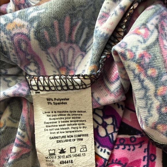 Elegant Black and Purple Paisley Midi Dress - Picture 6 of 6